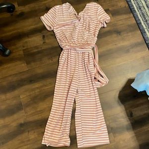Women’s Jumpsuit (WORN ONCE)